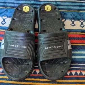 New Balance slide sandal